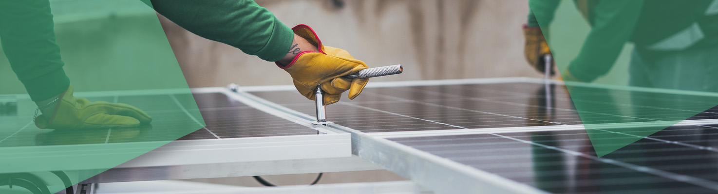 Zonnepanelen leggen